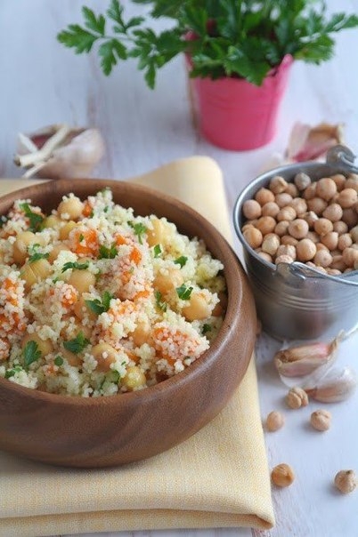 Салат из тыквы с нутом и кус-кусом Салат из тыквы с нутом и кус-кусом