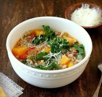 Пшеничный суп с капустой кале Пшеничный суп с капустой кале
