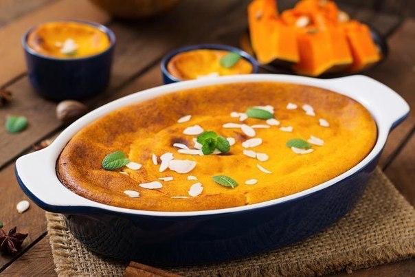 Любишь тыкву? Приготовь с ней вкусную творожную запеканку на завтрак. Любишь тыкву? Приготовь с ней вкусную творожную запеканку на завтрак.