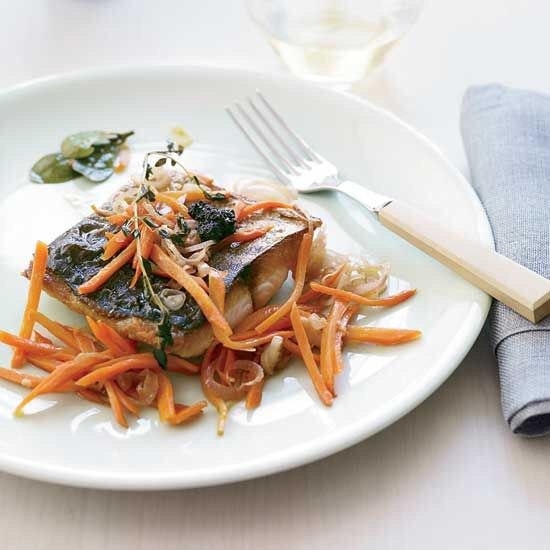Запеченная скумбрия - быстро, вкусно и полезно! Запеченная скумбрия - быстро, вкусно и полезно!