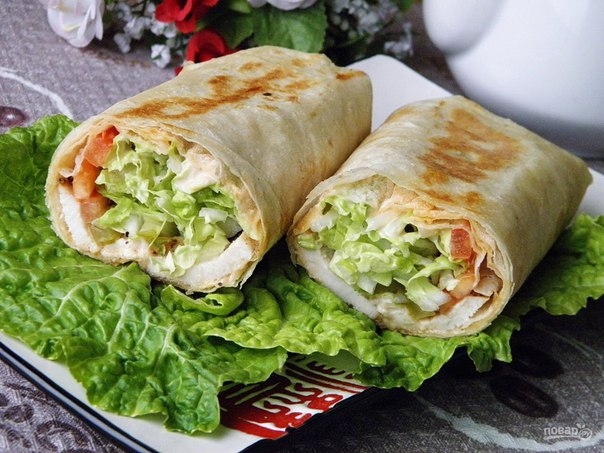 Ролл из лаваша с курицей и овощами - ПП-перекус! Ролл из лаваша с курицей и овощами - ПП-перекус!