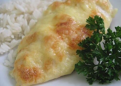 Куриное филе в сметане на пару Куриное филе в сметане на пару