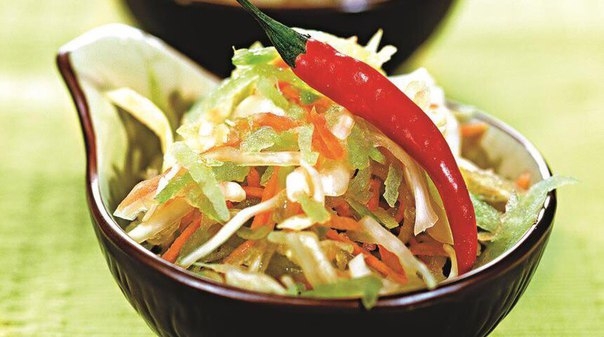 Салат из редьки с капустой и морковью Салат из редьки с капустой и морковью