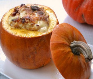 Печеная тыква с тушеным мясом