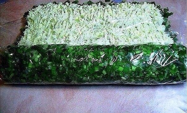 ВКУСНЕЙШИЙ РУЛЕТ С СЕЛЬДЬЮ ЭТА НОВИНКА ПРИДУМАНА ДЛЯ ТОГО,ЧТОБЫ ДОБАВИТЬ КО ВСЕМ ТОРЖЕСТВАМ, ЧТО -ТО ВКУСНЕЙШИЙ РУЛЕТ С СЕЛЬДЬЮ ЭТА НОВИНКА ПРИДУМАНА ДЛЯ ТОГО,ЧТОБЫ ДОБАВИТЬ КО ВСЕМ ТОРЖЕСТВАМ, ЧТО -ТО