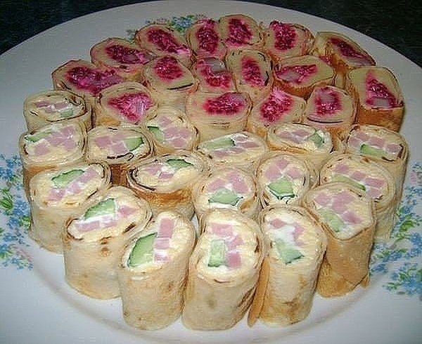 Роллы из блинов с сыром - вкусно без комментариев! Роллы из блинов с сыром - вкусно без комментариев!