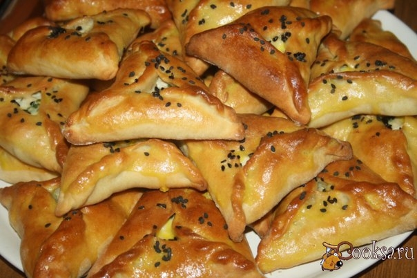 Эчпочмаки с курицей (адаптация рецепта) Эчпочмаки с курицей (адаптация рецепта)