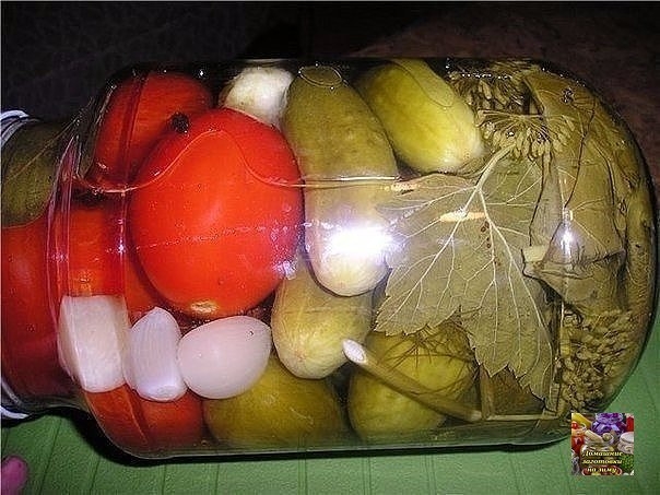 Ассорти маринованное "бабушки Сони" Ассорти маринованное "бабушки Сони"