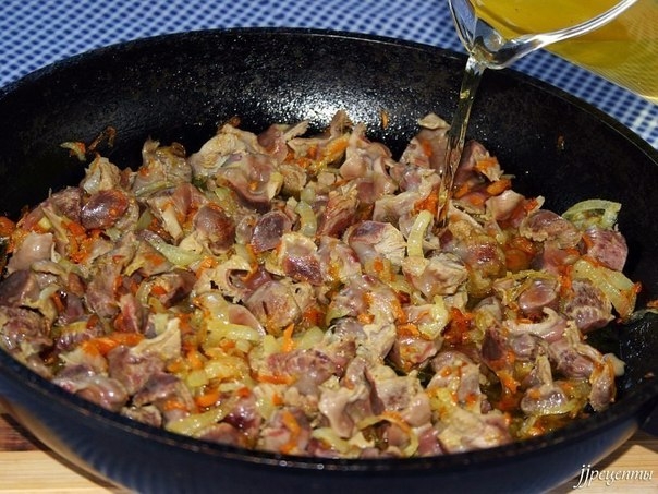 Рецепты приготовления вкуснейших куриных желудков. Очень дешево и очень вкусно!!! Рецепты приготовления вкуснейших куриных желудков. Очень дешево и очень вкусно!!!