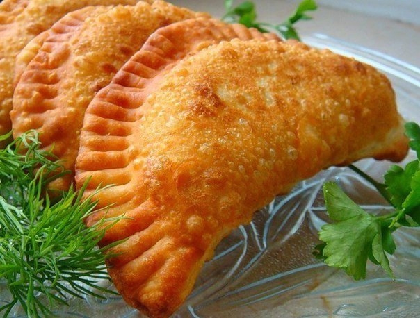 ЧЕБУРЕКИ НА КЕФИРЕ С КАРТОШЕЧКОЙ И СЫРОМ! ЧЕБУРЕКИ НА КЕФИРЕ С КАРТОШЕЧКОЙ И СЫРОМ!