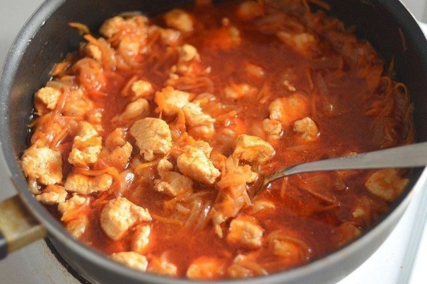 ГУЛЯШ ИЗ КУРОЧКИ
