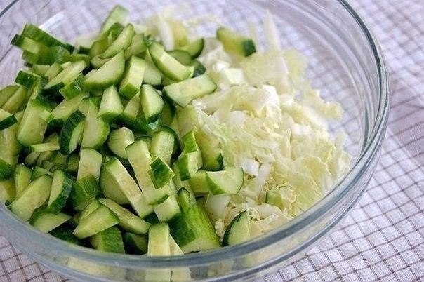 САЛАТ"БЫСТРО И ВКУСНО" САЛАТ"БЫСТРО И ВКУСНО"