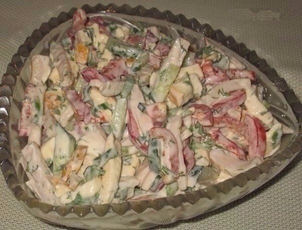 Пикантный салат идеален для вашего застолья! Сочный и вкусный! Пикантный салат идеален для вашего застолья! Сочный и вкусный!