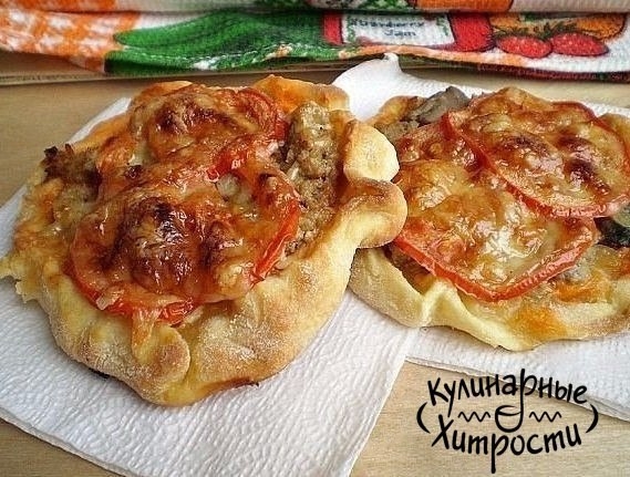 МИНИ-ПИЦЦЫ С ФАРШЕМ И ГРИБАМИ МИНИ-ПИЦЦЫ С ФАРШЕМ И ГРИБАМИ