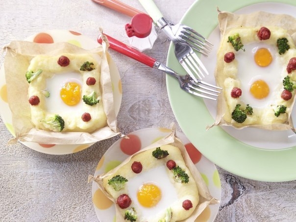 Яйца в картофельных гнездах. Яйца в картофельных гнездах.