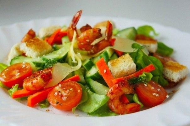 Рецепт: Овощной салат с креветками Рецепт: Овощной салат с креветками