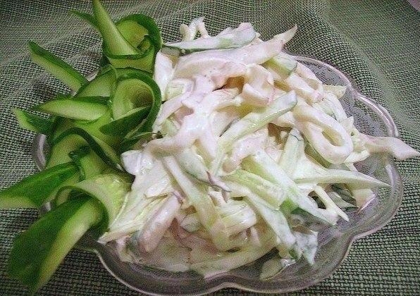 Рецепт: Салат из кальмаров Рецепт: Салат из кальмаров