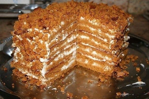 Рецепт: Простой медовый тортик, для тех, кто не любит раскатывать тесто Рецепт: Простой медовый тортик, для тех, кто не любит раскатывать тесто