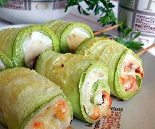 Рецепт: Кабачковые рулетики Рецепт: Кабачковые рулетики