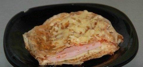 Рецепт: Горячая закуска в лаваше - просто, сочно, сытно! Рецепт: Горячая закуска в лаваше - просто, сочно, сытно!