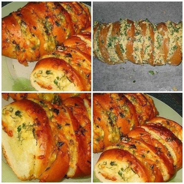 Рецепт: Хрустящий хлебушек пропитанный маслом, сыром и чесночком Рецепт: Хрустящий хлебушек пропитанный маслом, сыром и чесночком