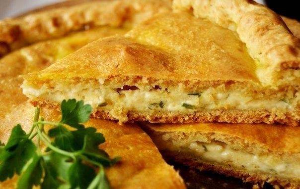 Рецепт: ПИРОГ С ПЛАВЛЕННЫМ СЫРОМ Рецепт: ПИРОГ С ПЛАВЛЕННЫМ СЫРОМ