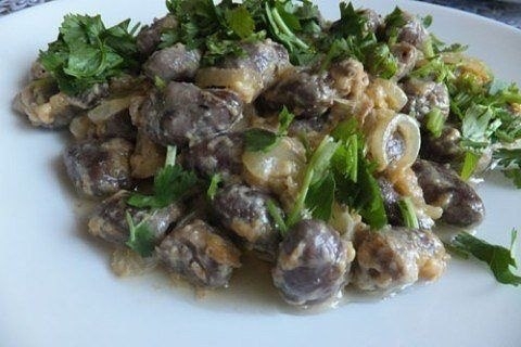 Рецепт: Сердечки в сметано-сырном соусе Рецепт: Сердечки в сметано-сырном соусе