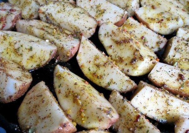 Рецепт: Как приготовить картофель по-деревенски Рецепт: Как приготовить картофель по-деревенски