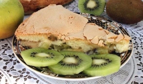 ШАРЛОТКА С ЯБЛОКАМИ И КИВИ ШАРЛОТКА С ЯБЛОКАМИ И КИВИ