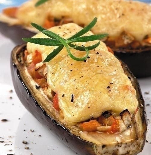 Рецепт: "Баклажаны с курицей под сыром" Рецепт: "Баклажаны с курицей под сыром"