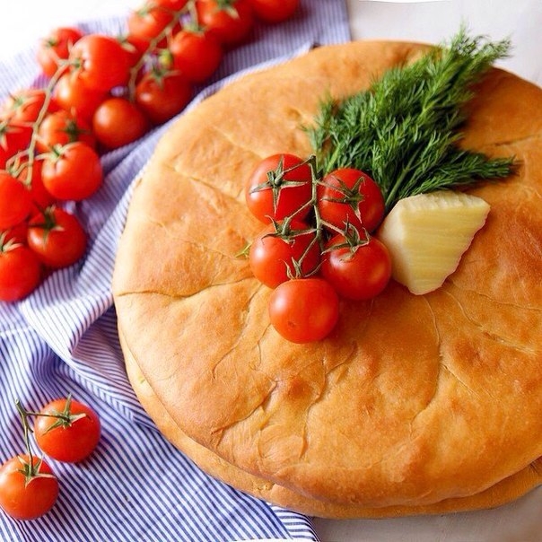 Рецепт: Хачапури с сыром Рецепт: Хачапури с сыром