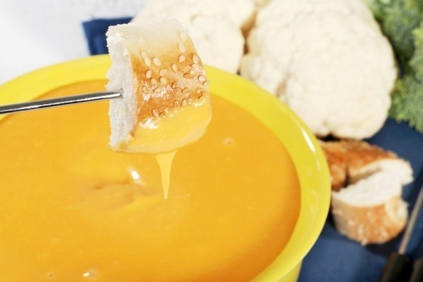 Сырное фондю: Рецепт Сырное фондю: Рецепт