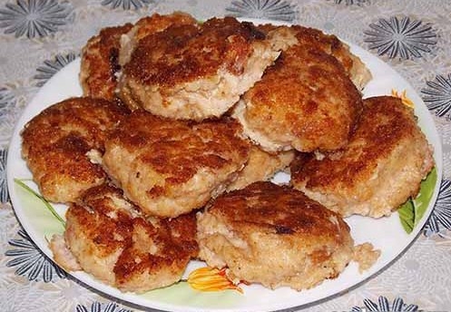 КОТЛЕТЫ ИЗ ТУШЕК КАЛЬМАРОВ С ЧЕСНОКОМ И СЫРОМ КОТЛЕТЫ ИЗ ТУШЕК КАЛЬМАРОВ С ЧЕСНОКОМ И СЫРОМ