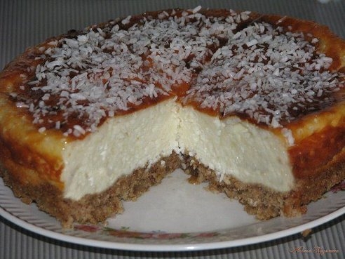 Творожник с кокосом