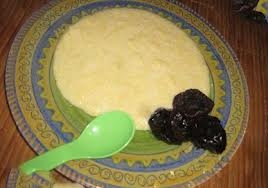 Каша кукурузная с черносливом Каша кукурузная с черносливом