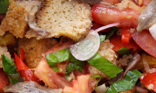 Панцанелла с красными перцами Панцанелла с красными перцами