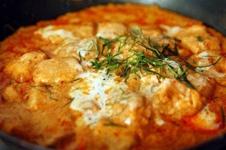 Курица карри в казане. Курица карри в казане.