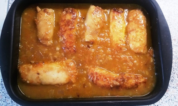 Куриные рулетики с сыром в подливе Куриные рулетики с сыром в подливе
