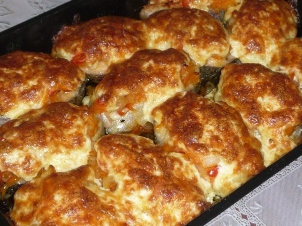 Запеченная форель под шубкой.