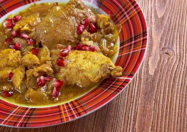 Жаркое из курицы с зернами граната от Джейми Оливера