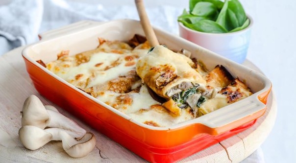 Блинчики с грибами, шпинатом и сыром Блинчики с грибами, шпинатом и сыром