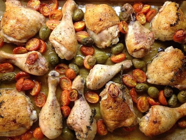 Запеченные куриные ножки с оливками и томатами Запеченные куриные ножки с оливками и томатами