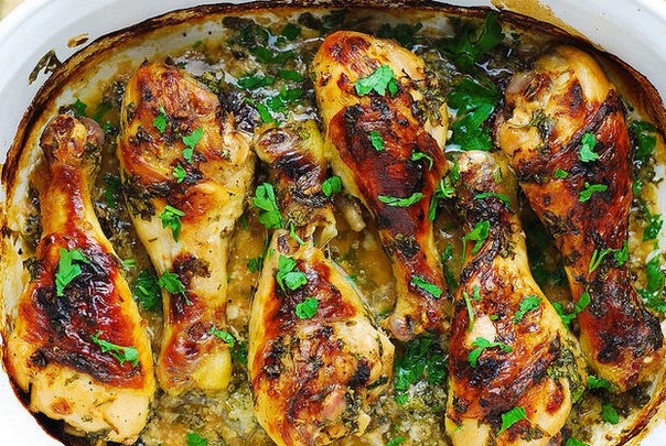 Курица в йогуртово-чесночном маринаде Курица в йогуртово-чесночном маринаде
