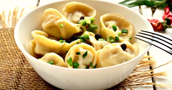 Мясные пельмени к праздничному столу Мясные пельмени к праздничному столу