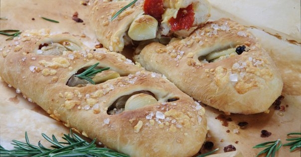 Фугасс с артишоками и анчоусами Фугасс с артишоками и анчоусами