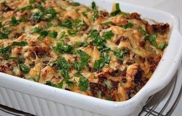 Картофельная запеканка с фаршем и грибами. Картофельная запеканка с фаршем и грибами.