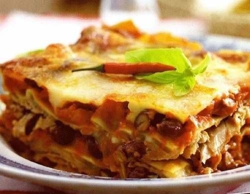 Лазанья аль арабьята с тунцом Лазанья аль арабьята с тунцом