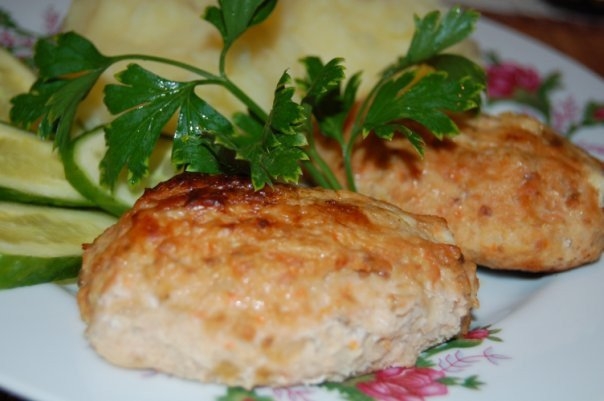 Котлеты из горбуши с творогом и овощами. Котлеты из горбуши с творогом и овощами.
