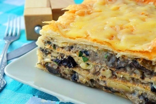 Горячий закусочный торт а-ля Наполеон с картофельно-грибным кремом