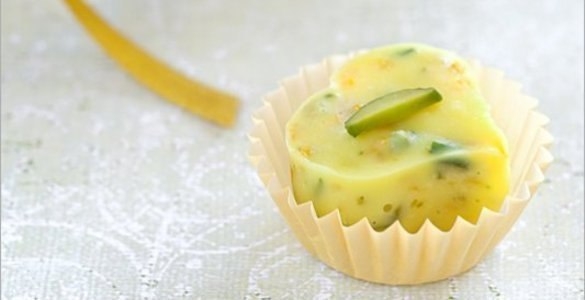 Сердечки из белого шоколада Сердечки из белого шоколада